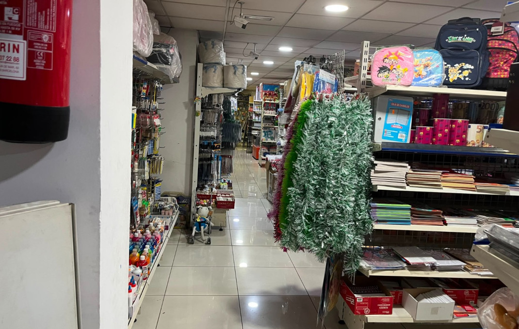 Traspaso - Tiendas -
Barcelona - Parc Guell