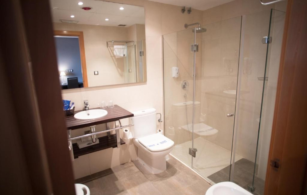 Venta - Hotel 3 Estrellas -
Valencia - Cullera 