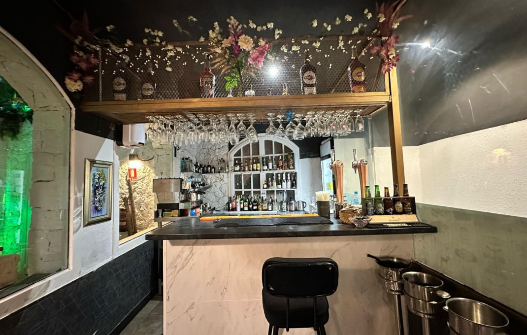 Traspaso - Restaurante -
Castelldefels