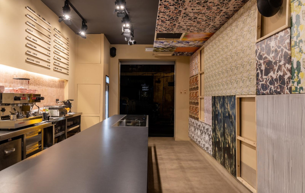 Traspaso - Bar-Cafeteria -
Barcelona - Gràcia