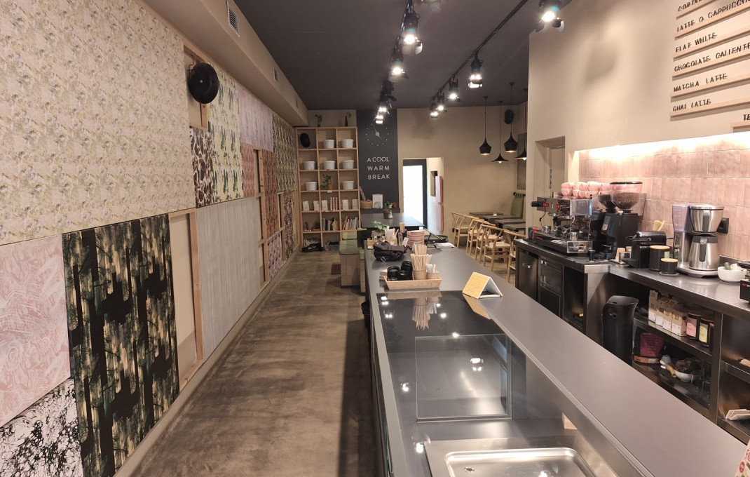 Traspaso - Bar-Cafeteria -
Barcelona - Gràcia