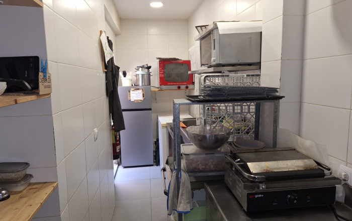 Traspaso - Bar-Cafeteria -
Barcelona - Gràcia