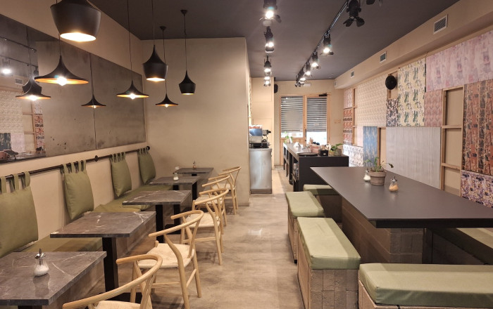 Traspaso - Bar-Cafeteria -
Barcelona - Gràcia