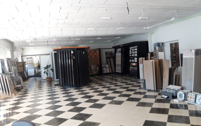 Revente - Naves y solares -
Granada - Huéneja