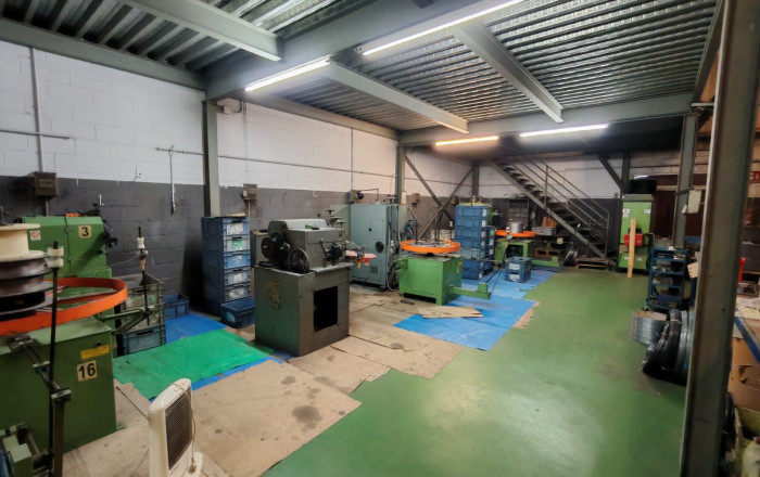 Venta - Naves y solares -
Barberá del Vallés