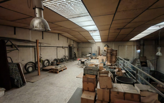 Venta - Naves y solares -
Barberá del Vallés