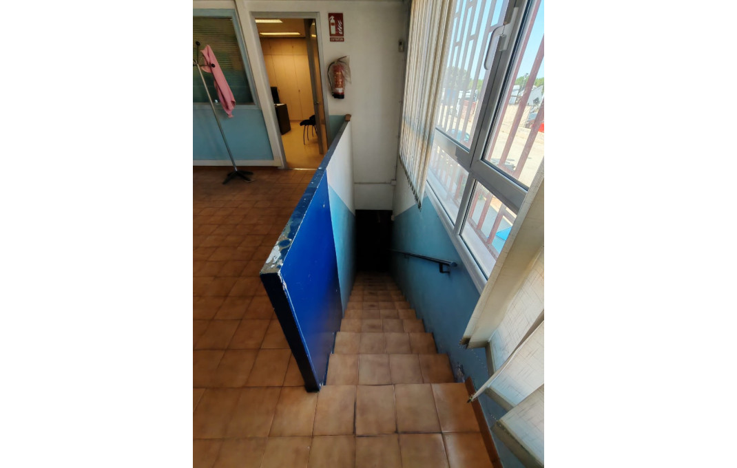 Venta - Naves y solares -
Barberá del Vallés