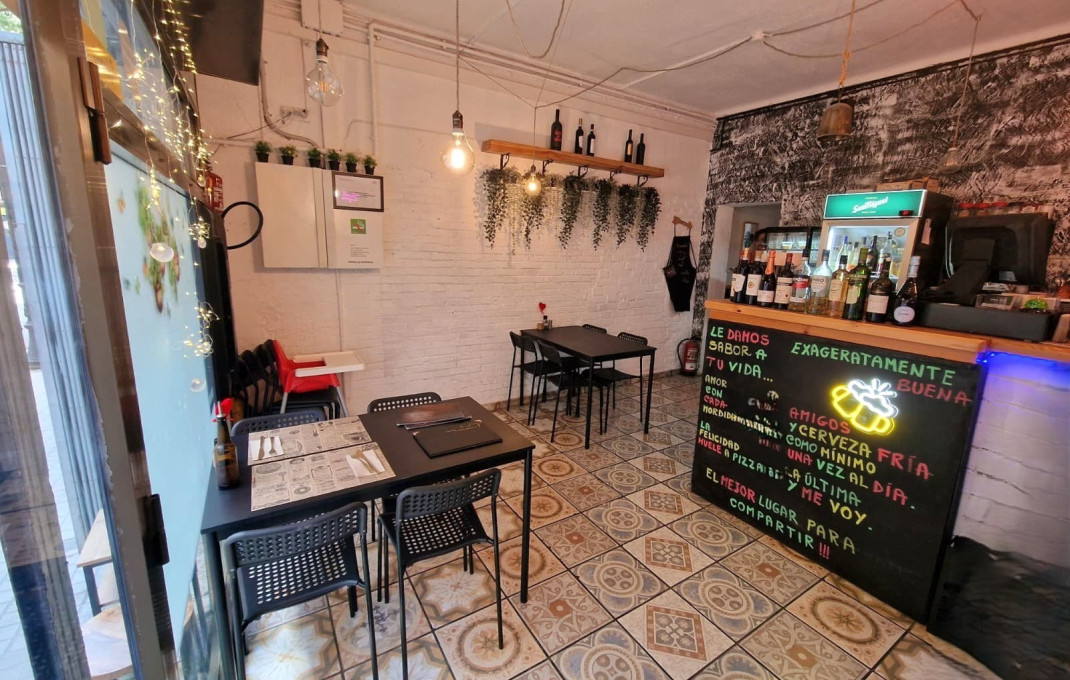 Traspaso - Bar Restaurante -
Barcelona - Sant Andreu