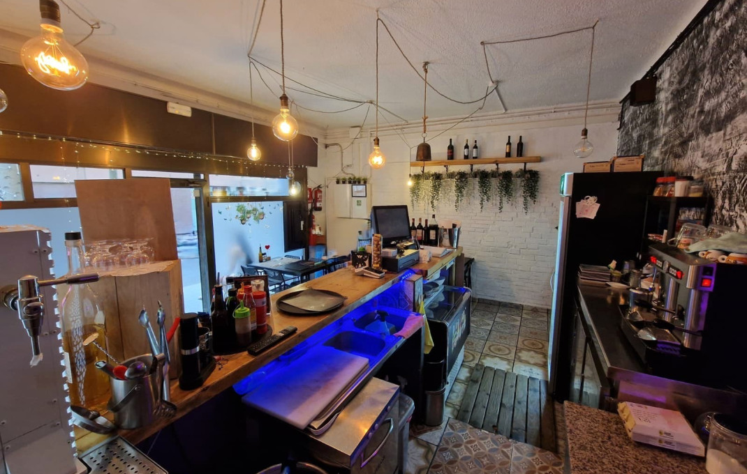 Traspaso - Bar Restaurante -
Barcelona - Sant Andreu