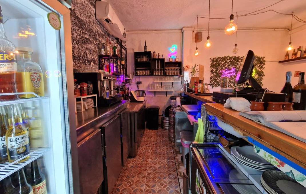 Traspaso - Bar Restaurante -
Barcelona - Sant Andreu