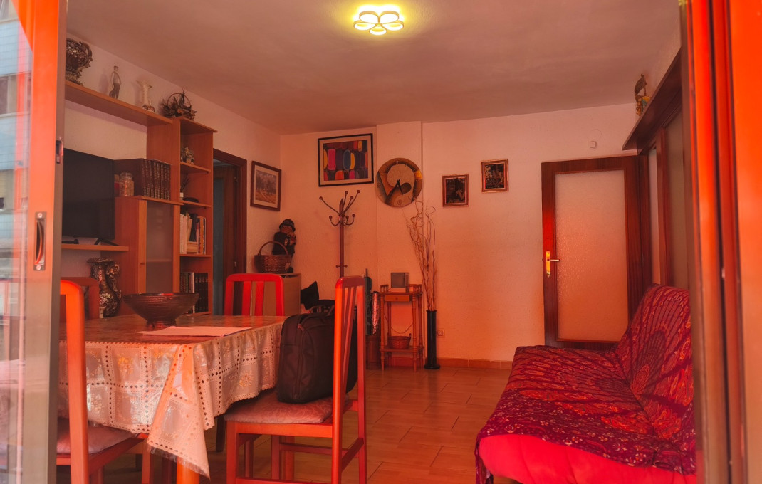 Venta - Piso -
Calella