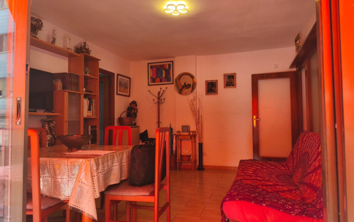 Venta - Piso -
Calella