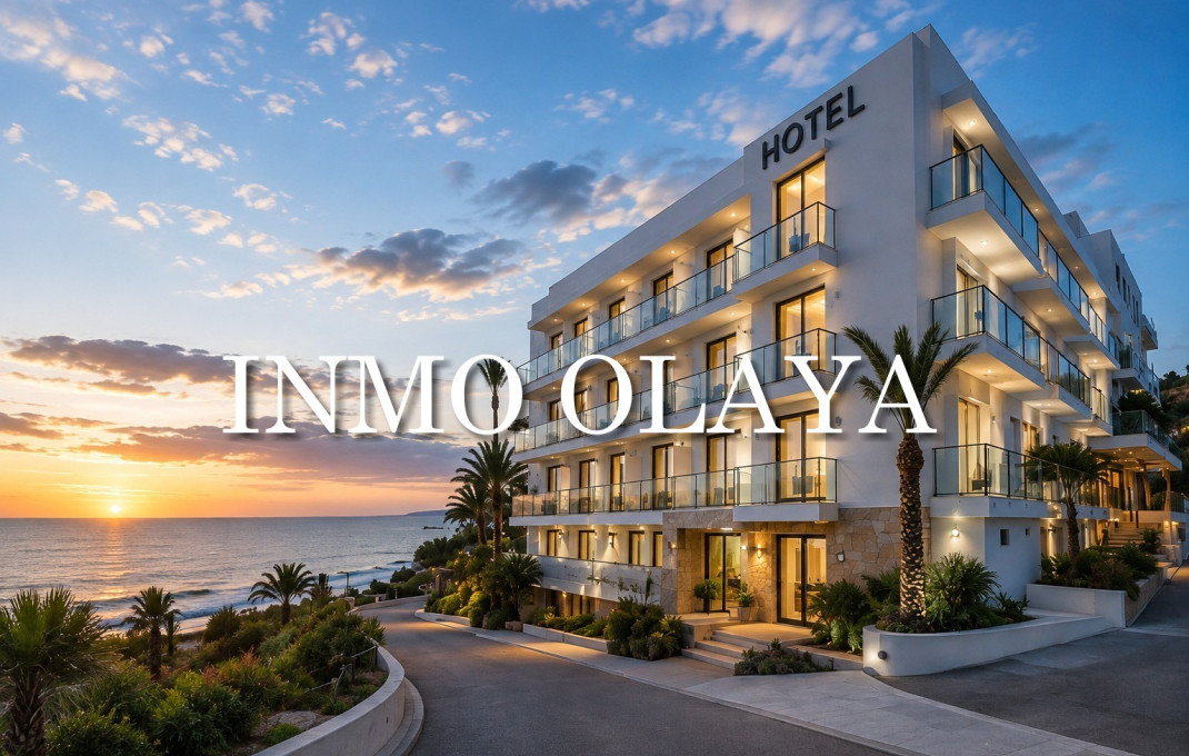 Revente - Hotel 4* -
Menorca - Ciutadella