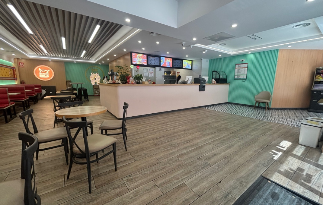 Traspaso - Bar Restaurante -
Barcelona - Les corts