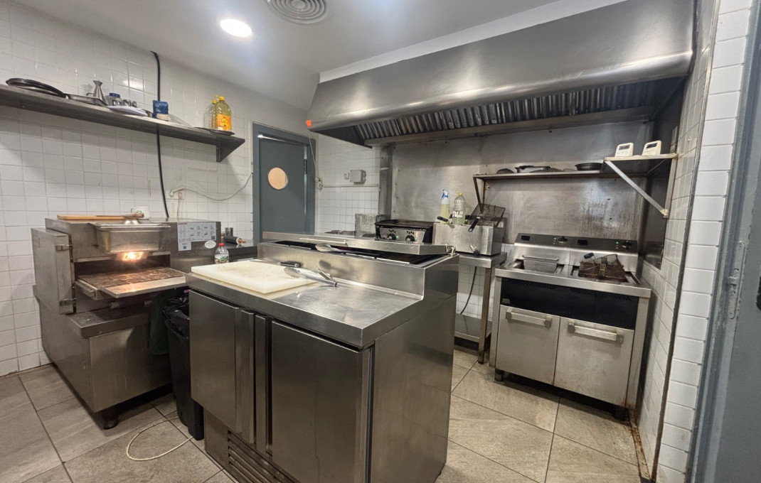 Traspaso - Bar Restaurante -
Barcelona - Les corts