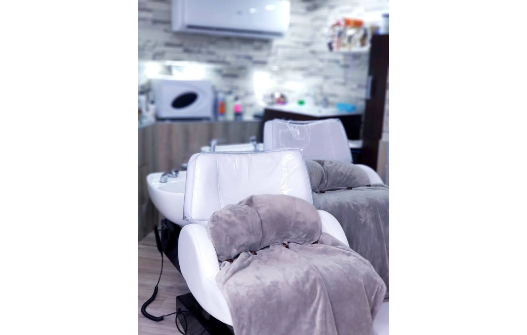 Traspaso - Peluquerias y Estetica -
Barcelona - Sarria-Sant Gervasi