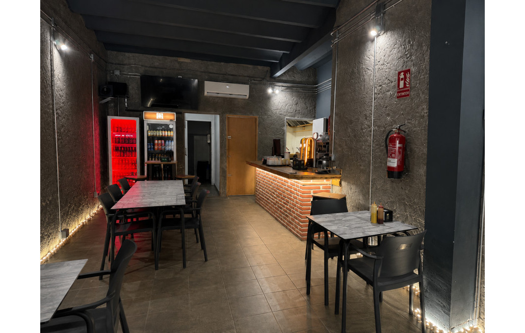 Transfert - Bar Restaurante -
L'Hospitalet de Llobregat - Pubilla Casas