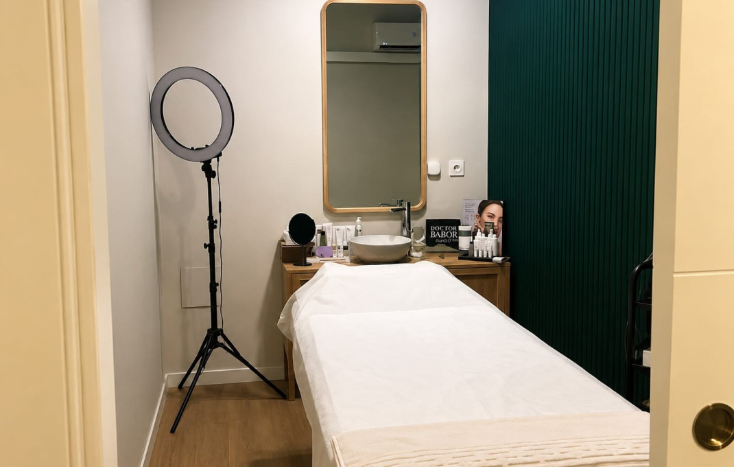 Traspaso - Peluquerias y Estetica -
Mataró