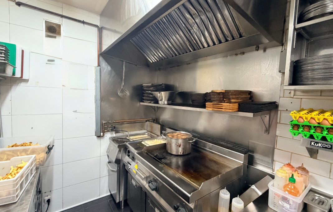 Traspaso - Bar Restaurante -
Barcelona - Poblenou