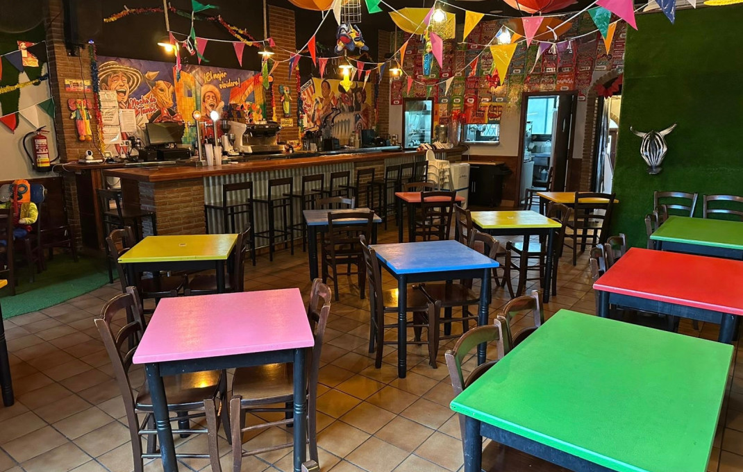 Traspaso - Bar Restaurante -
Barcelona - Poblenou