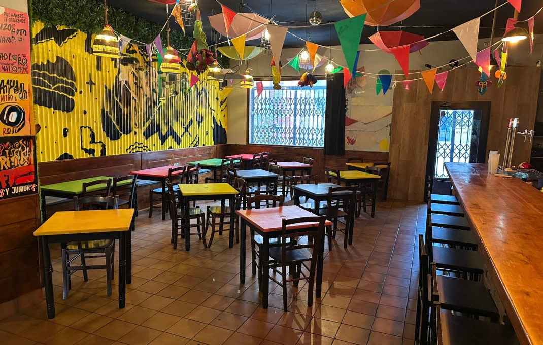 Traspaso - Bar Restaurante -
Barcelona - Poblenou