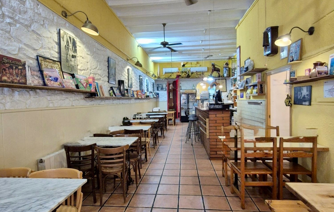 Traspaso - Cafeteria -
Barcelona - Gràcia