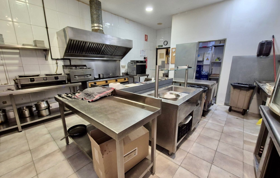 Traspaso - Cafeteria -
Barcelona - Gràcia