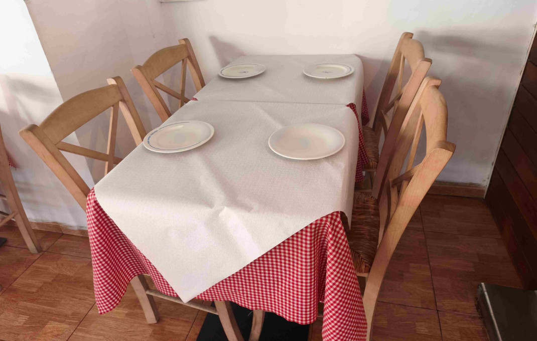 Traspaso - Bar Restaurante -
Barcelona - Clot