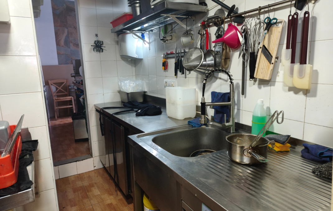 Traspaso - Bar Restaurante -
Barcelona - Clot