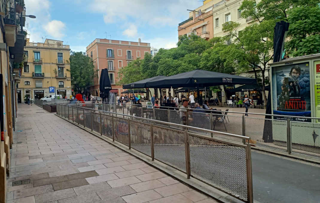 Traspaso - Bar Restaurante -
Barcelona - Gràcia