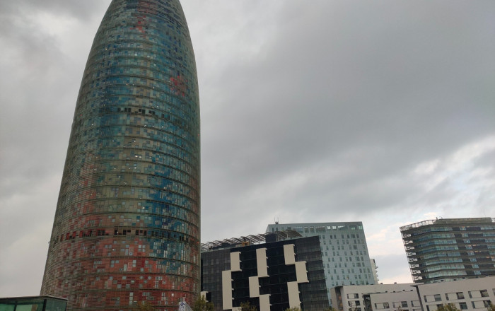 Alquiler - Local comercial -
Barcelona - Eixample Derecho