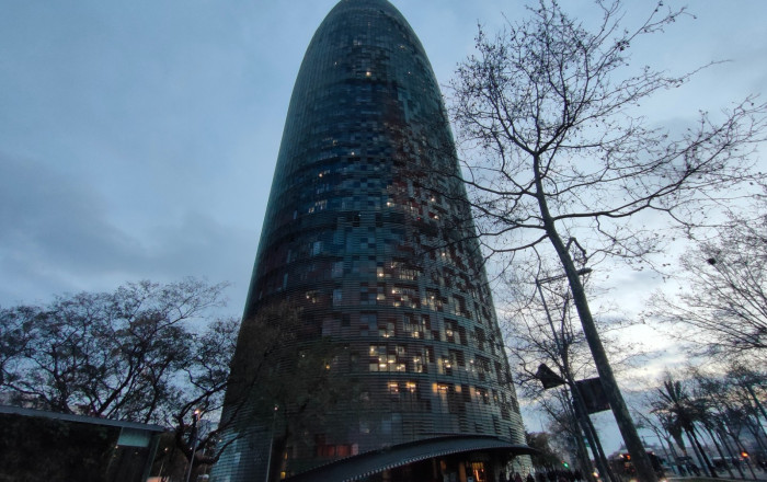 Alquiler - Local comercial -
Barcelona - Eixample Derecho