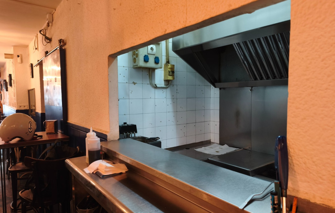 Traspaso - Bar Restaurante -
Barcelona - Gràcia