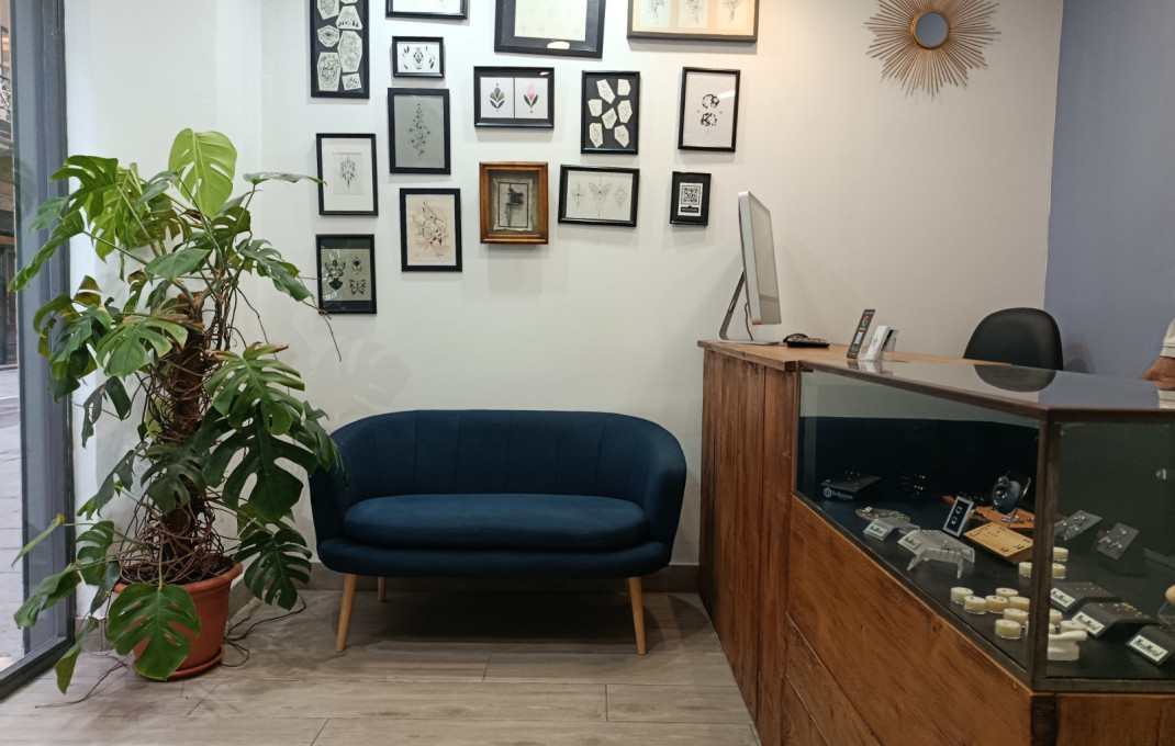 Transfert - Peluquerias y Estetica -
Barcelona - Ciutat Vella