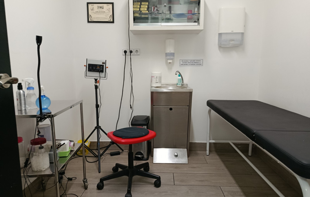 Transfert - Peluquerias y Estetica -
Barcelona - Ciutat Vella