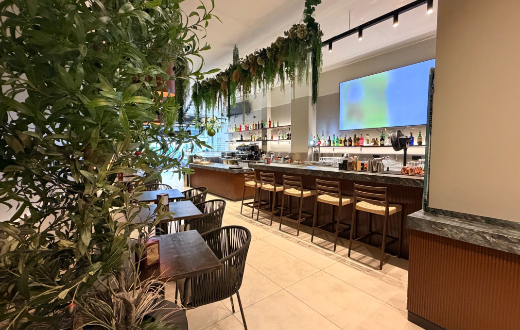 Transfert - Bar Restaurante -
Barcelona - Eixample