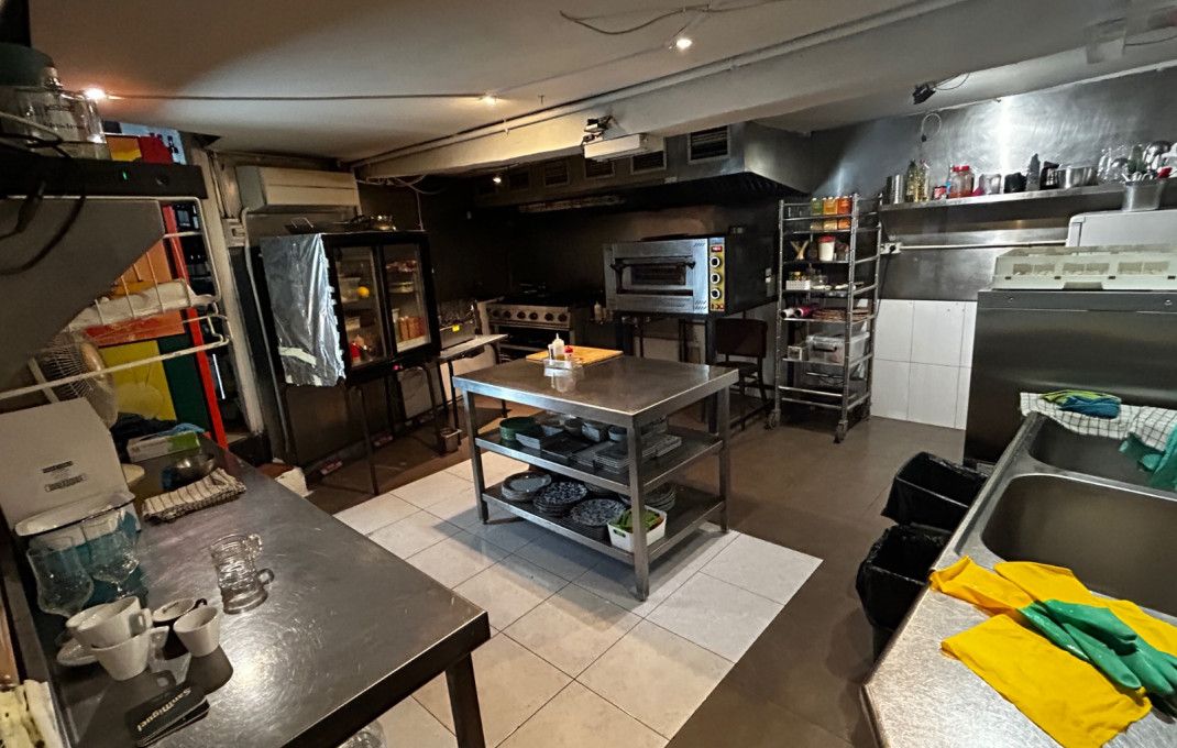 Traspaso - Bar Restaurante -
Barcelona