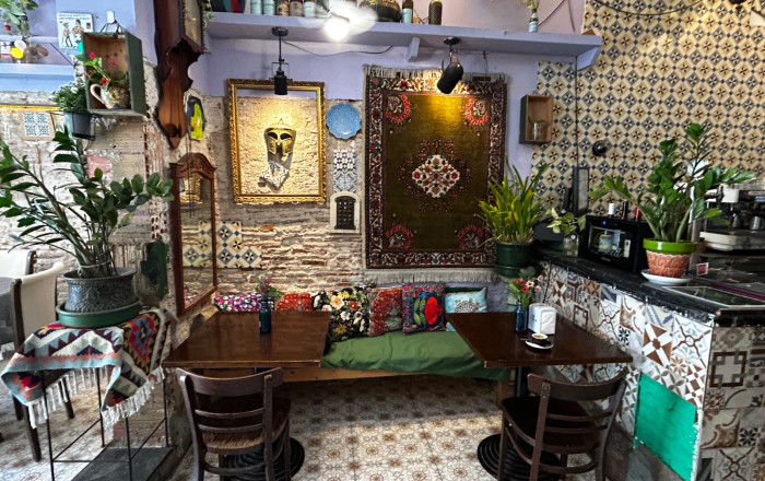 Traspaso - Bar Restaurante -
Barcelona