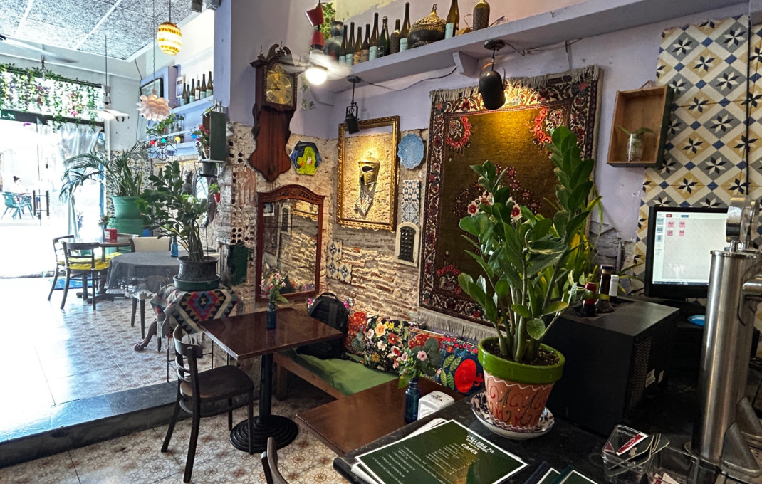 Traspaso - Bar Restaurante -
Barcelona