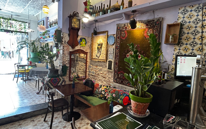 Traspaso - Bar Restaurante -
Barcelona