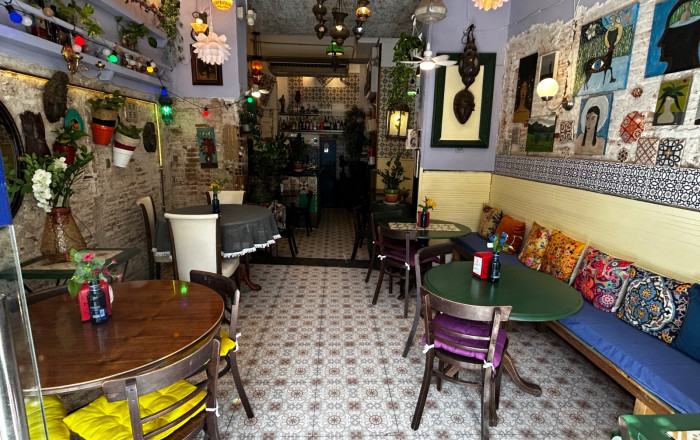 Traspaso - Bar Restaurante -
Barcelona
