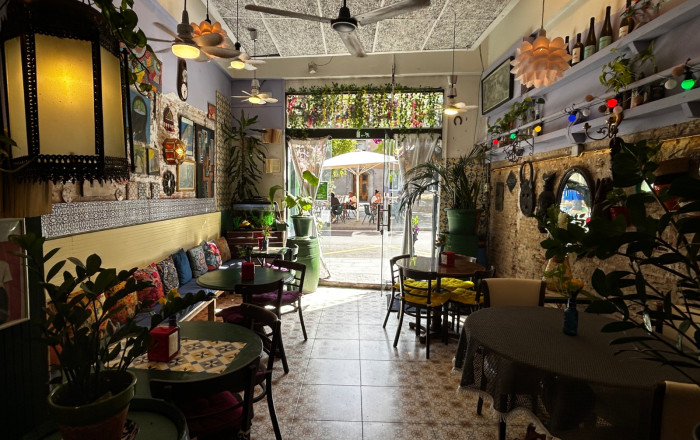 Traspaso - Bar Restaurante -
Barcelona
