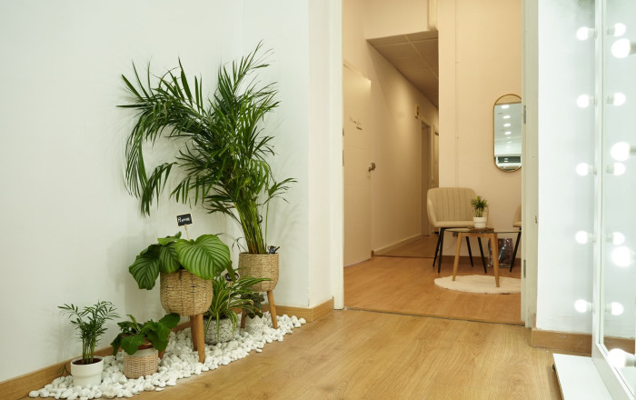 Traspaso - Peluquerias y Estetica -
Barcelona - Eixample