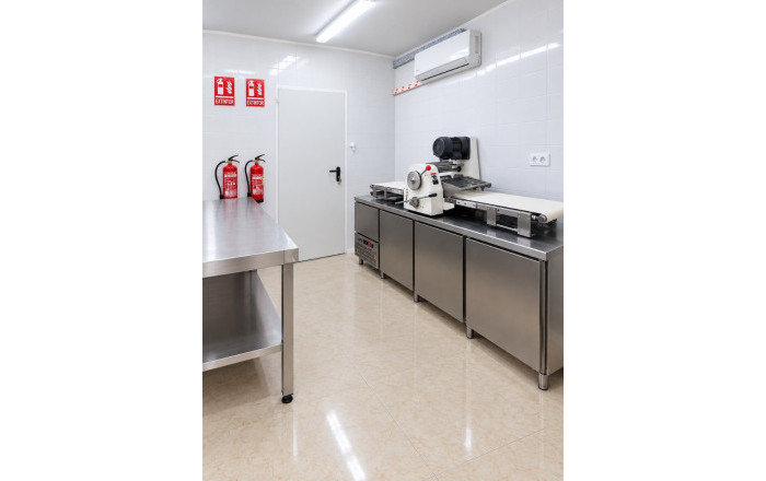 Traspaso - Licencia C2 -
Barcelona - Sarria-Sant Gervasi