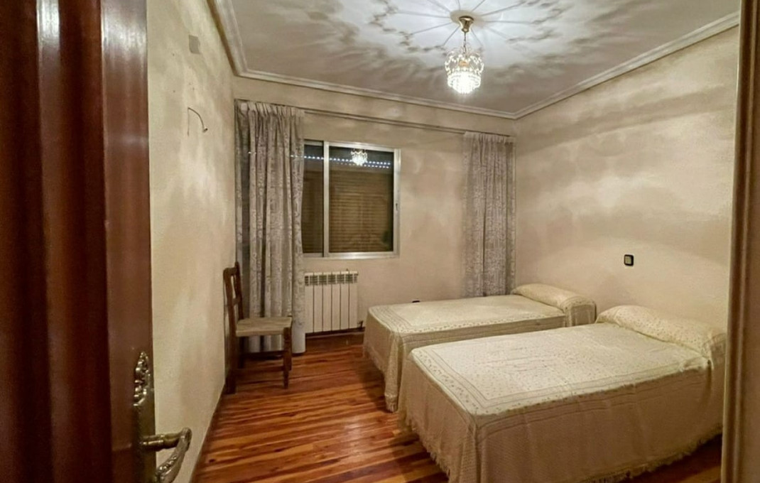 Venta - Hostal -
Burgos - Salas de los Infantes
