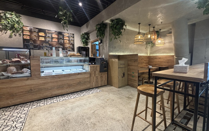 Traspaso - Bar Restaurante -
Barcelona - Eixample