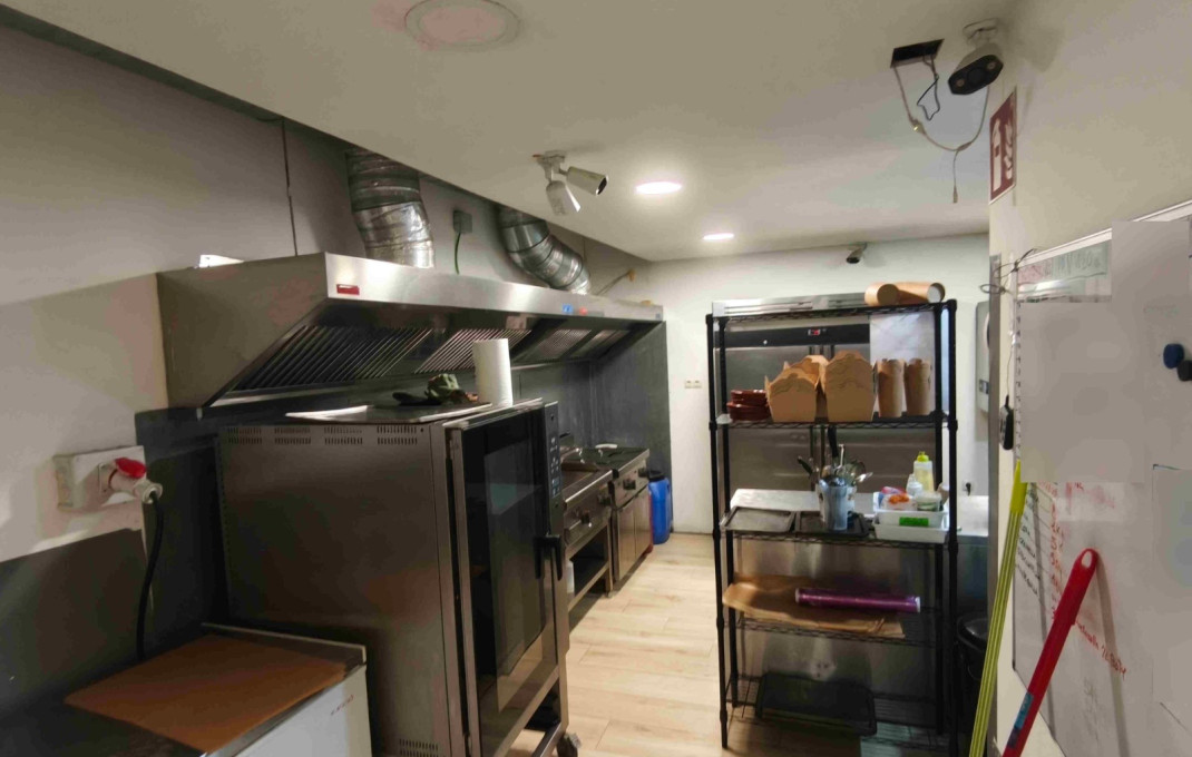 Traspaso - Take Away -
Barcelona - Sants