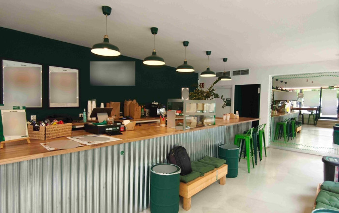 Traspaso - Take Away -
Barcelona - Sants