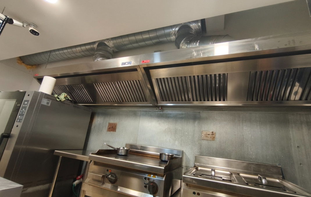 Traspaso - Take Away -
Barcelona - Sants