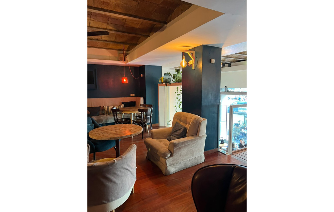 Traspaso - Restaurante -
Barcelona - Eixample Derecho